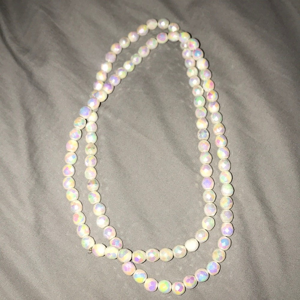 Bead necklace